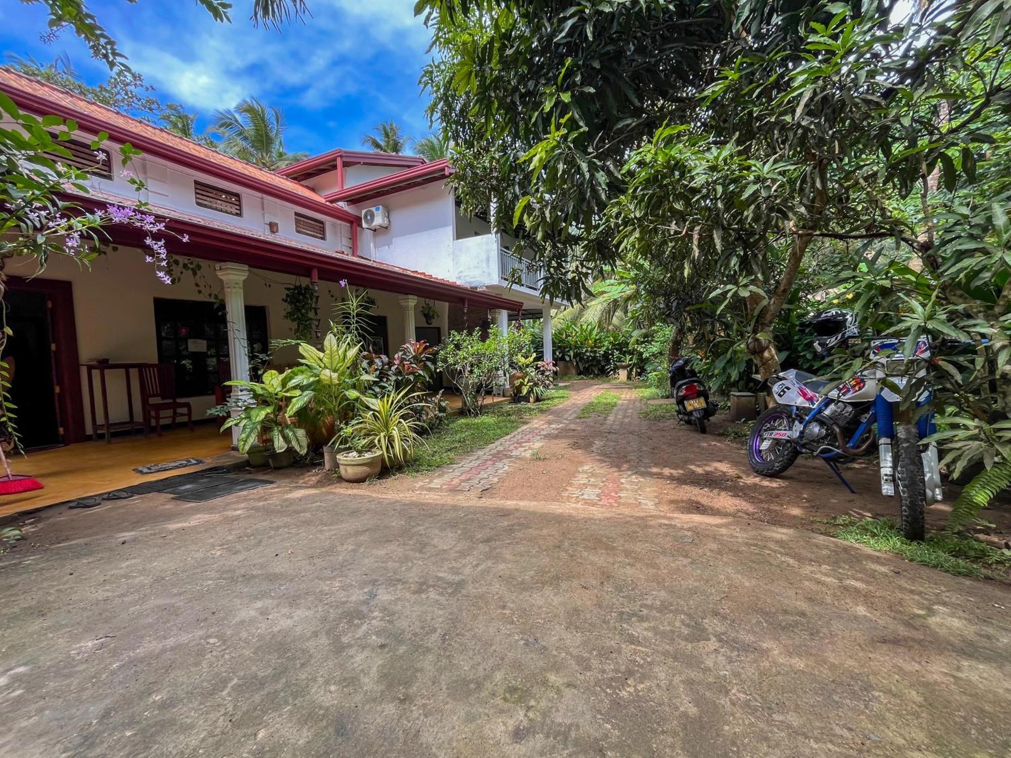 Abraham Beach House Tangalle Exterior photo