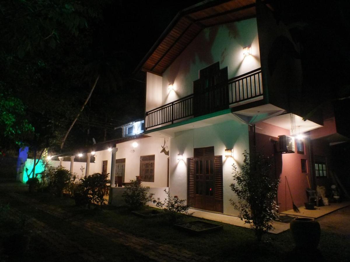 Abraham Beach House Tangalle Exterior photo