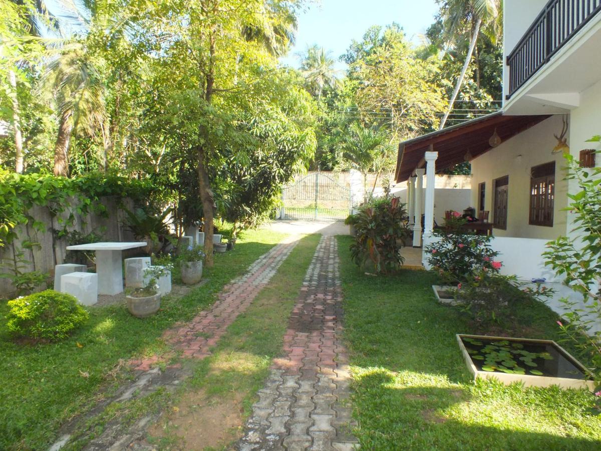 Abraham Beach House Tangalle Exterior photo